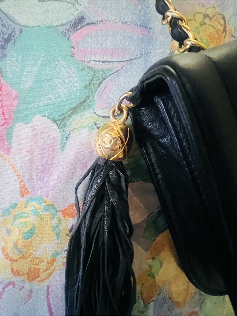 Vintage Chanel Black Chain Shoulder Bag - Picture 7 of 10